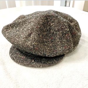 Black/Grey Tweed Newsboy Cap. Vintage